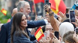 Spanish royals make rare visit to Ceuta after migrant crisis