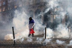 Macron accuses foreign leaders of exploiting French riots
