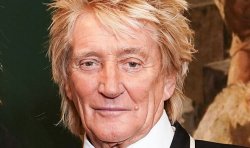Rod Stewart '<b class='text-danger'>struggles</b> to breathe' in worrying video just before hospital dash