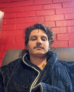Beloved musician in 'final stages of life' aged just 30 after cancer diagnosis