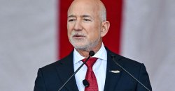 Jeff Bezos issues statement after Blue Origin New Glenn rocket explosion