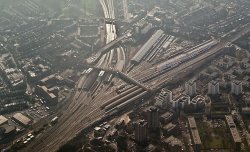 Clapham Junction train fire LIVE: Travel chaos between Balham and London Victoria