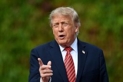 Donald Trump bizarrely accuses Ukraine of 'hurting the world' with Russian fuel strikes