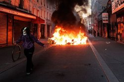 Paris riots LIVE: Protest chaos in France today as capital braces for more violence
