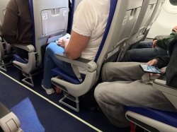 Should you recline your seat on planes? Former flight attendant gives verdict